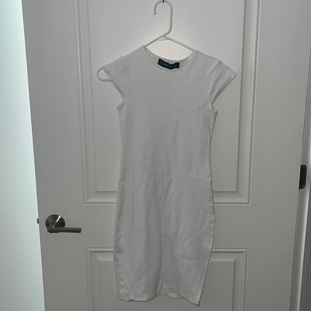White ribbed dress
